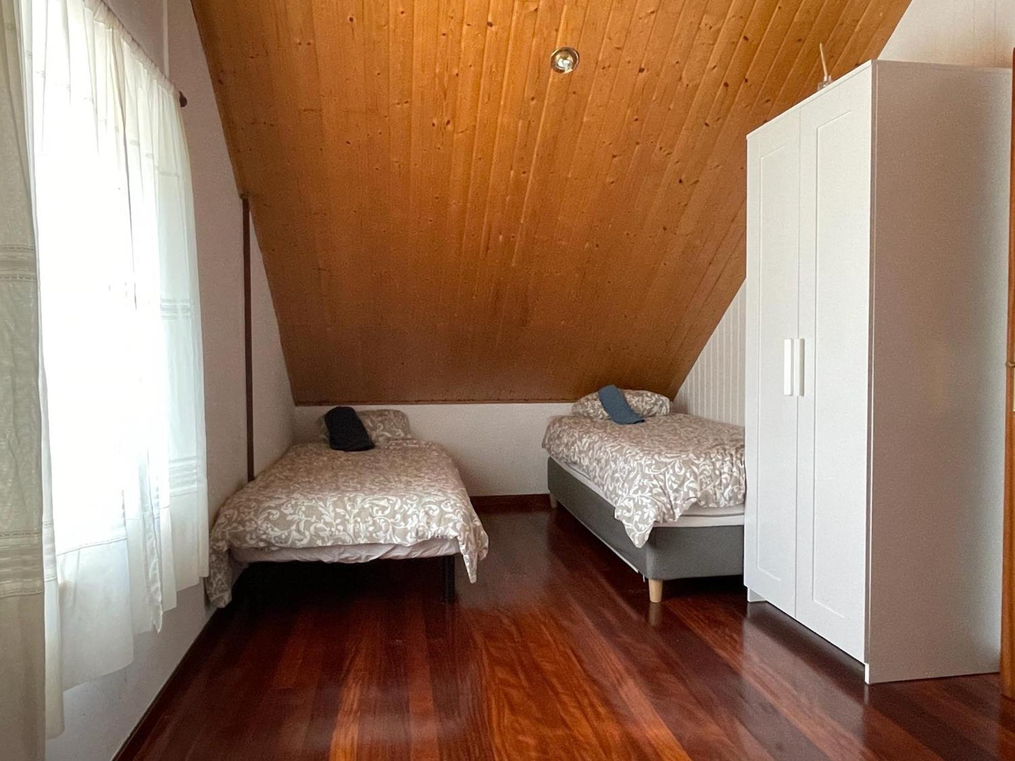 Beachfront Surf & Holiday House, Charming & Quiet Valdoviño Eksteriør billede